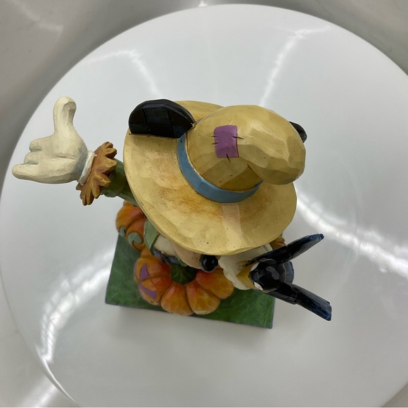 Walt Disney Showcase Collection Harvest Scarecrow #4039066 Mickey Mouse - Picture 5 of 11